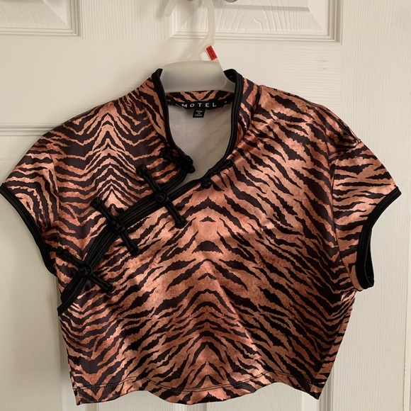 Motel crop top with standing collar. Satin tiger print. Size small. Worn once. - Picture 3 of 5